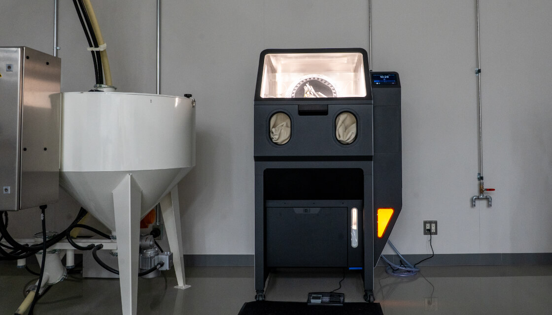 八十島プロシードに設置されているFuse Blast。粉塵が舞う事が無く、他の機材と同じ空間に設置できるメリットがある。